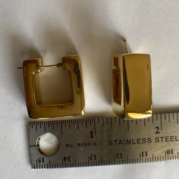 SOLID 18K Yellow Gold Rectangular Hoop Earrings - Picture 10 of 10